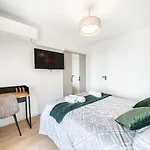 Appartement Baie De Monaco, Vue Mer, Terrasse, Parking Gratuit *