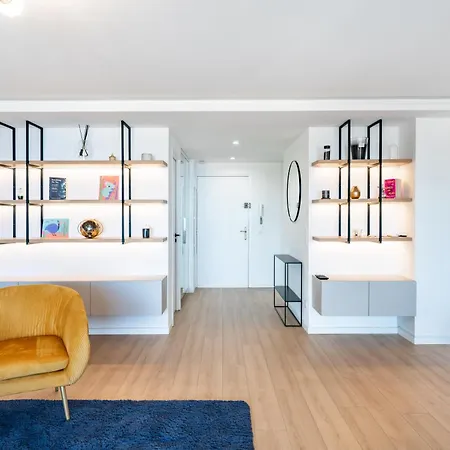 Appartement Baie De Monaco, Vue Mer, Terrasse, Parking Gratuit *