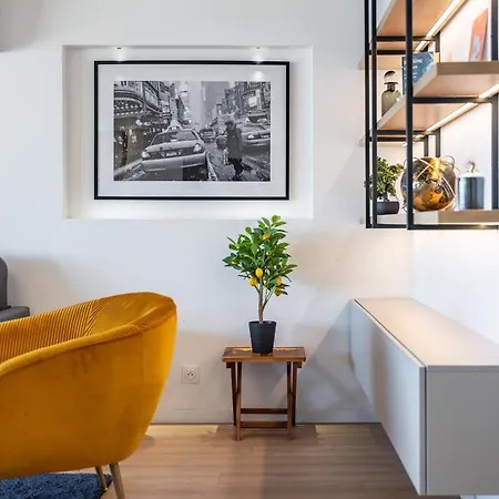 Appartement Baie De Monaco, Vue Mer, Terrasse, Parking Gratuit Beausoleil